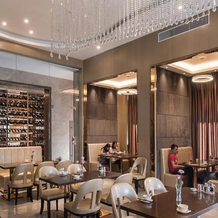 Vienna Classic Hotel Dongguan Changan Xiandai Екстер'єр фото