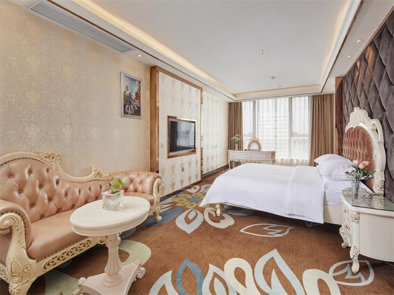 Vienna Classic Hotel Dongguan Changan Xiandai Екстер'єр фото