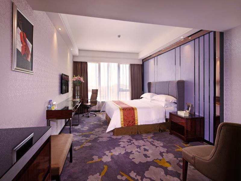 Vienna Classic Hotel Dongguan Changan Xiandai Екстер'єр фото
